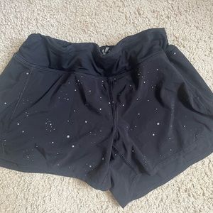 Black Lululemon sped up shorts